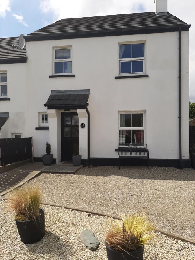 Corby House Ardara Exterior foto